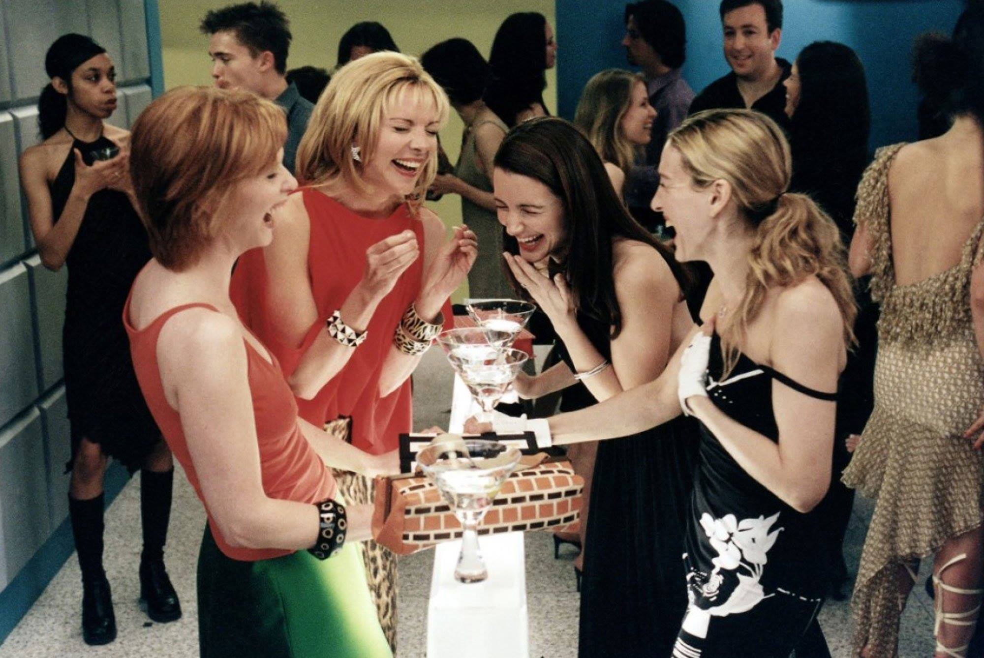 Sex And The City Is Turning 20 And We Are Feeling Old Bold Outline