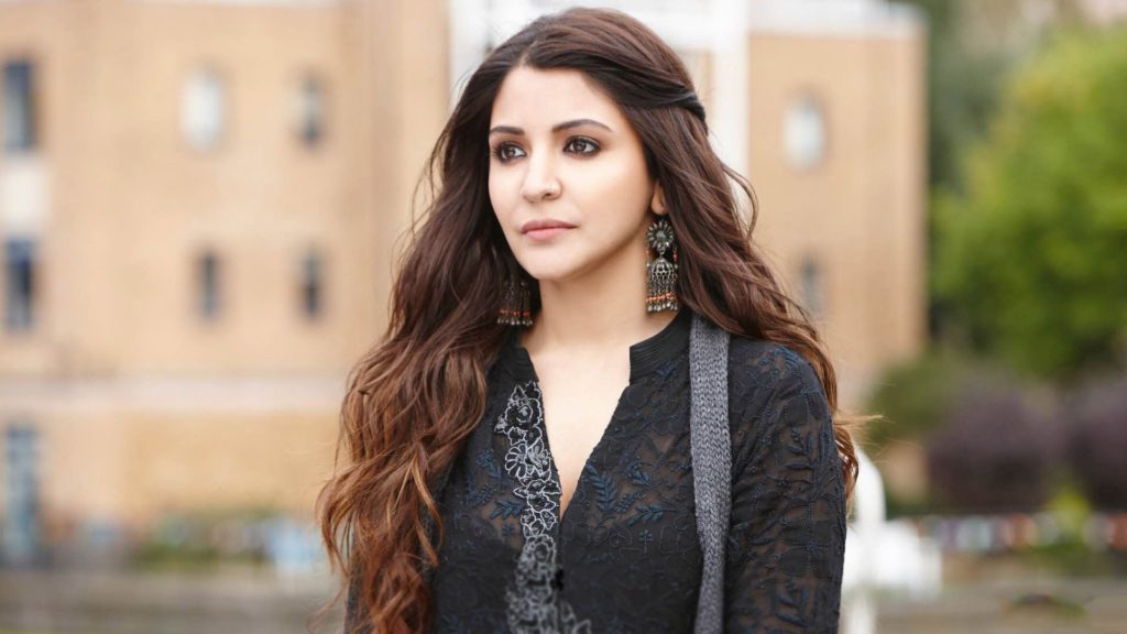 Cover Anushka Sharma