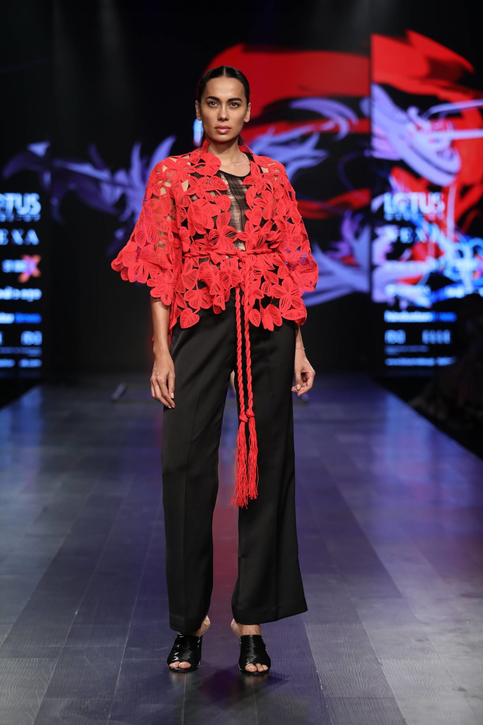 LMIFW SS19: Rimzim Dadu’s Multidimensional Clothing With A Conflicted ...