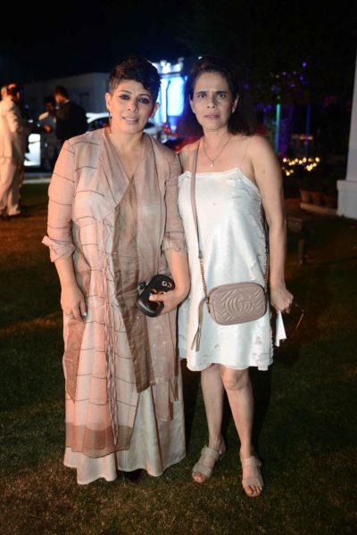 President of Earth Foundation Ms. Geeti Bhagat with deisgner Urvashi Kaur