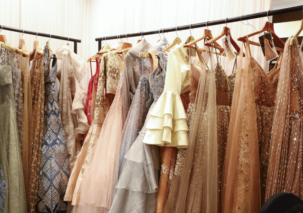 Pernia's Pop-Up Show