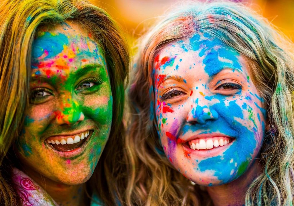 Holi tips