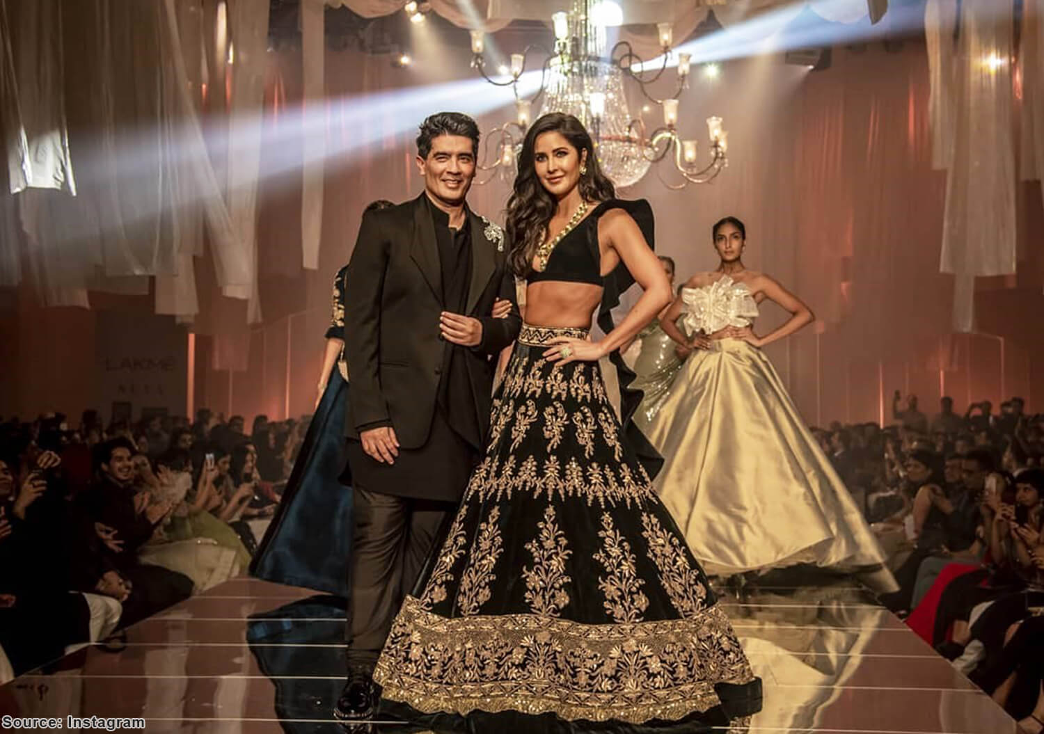 Manish Malhotra Showstopper At Lakme Fashion Week | Katrina Kaif