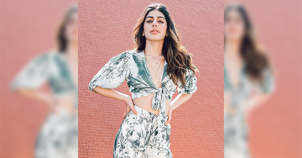Quirky Fashion With Alaya - Bold Outline : India's leading Online ...
