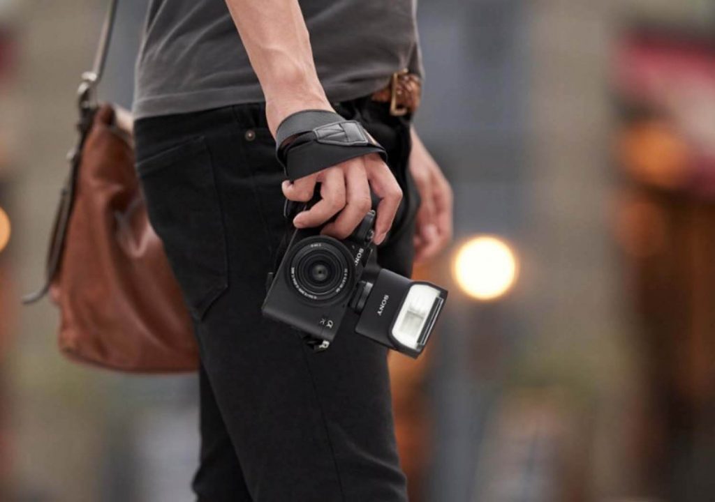 Sony’s Smallest FullFrame Camera! Bold Outline India's leading