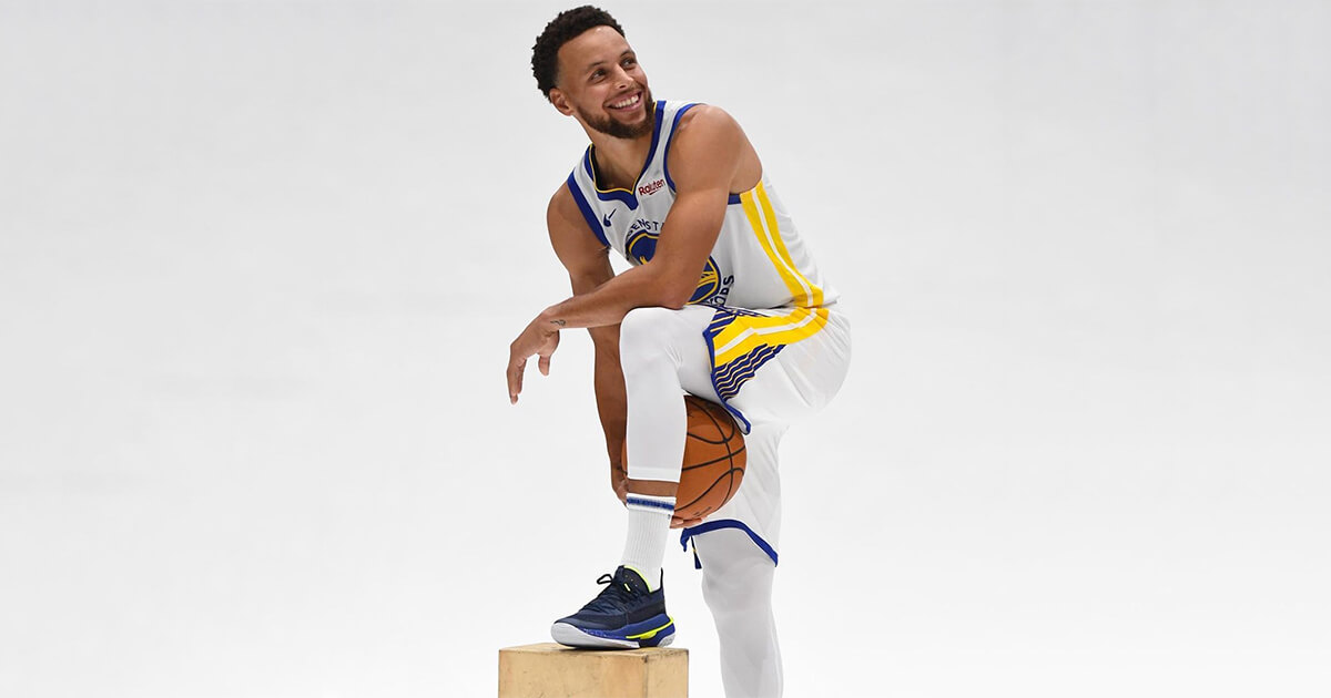 Stephen Curry Shines In NBA Comeback - Bold Outline : India's leading ...