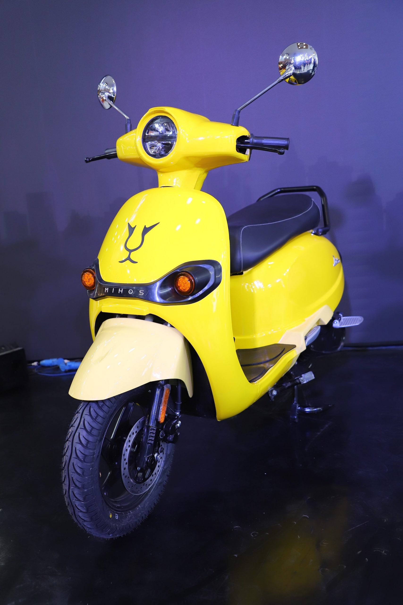 Joy opens online booking for its New Electric Scooter MIHOS - Bold Outline : India's leading Online Lifestyle, Fashion & Travel Magazine.